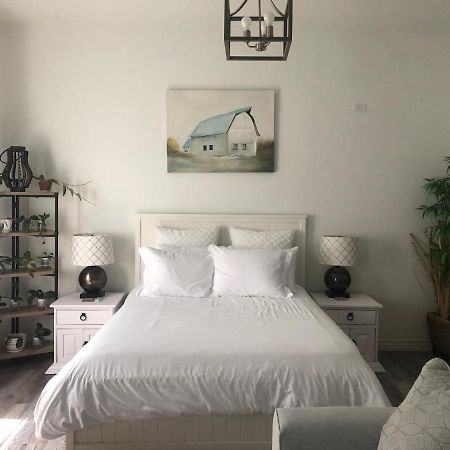 Beautiful Private Casita/Guesthouse W/ Kitchen, Access To Pool/Spa 굿이어 외부 사진